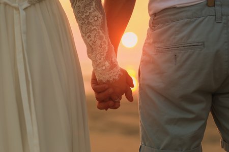 結婚適齢期を四柱推命で探る：自分にとってベストなタイミングとは
