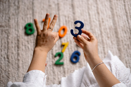 子どもの手の形から分かる育て方・教育アドバイス